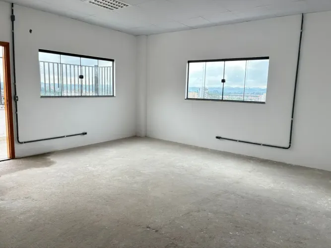 Oportunidade - Sala Comercial - Jardim Califórnia - 30m².