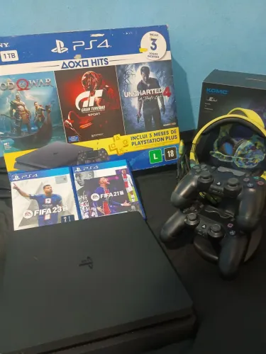 PS4 Slim 1TB,2 controles, jogos,fone e etc