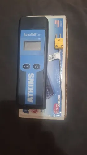 Medidor de temperaturas industrial 