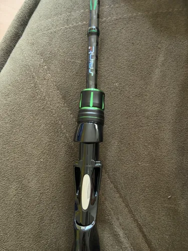 vara tucunapro 10-25lb