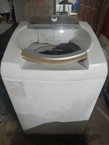 Vendo máquina de lavar Brastemp 11k