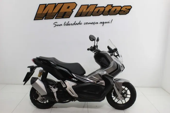HONDA ADV 150