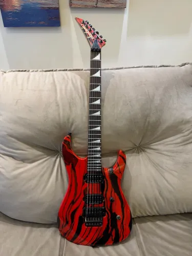 Guitarra Jackson Japonesa Dinky Reverse