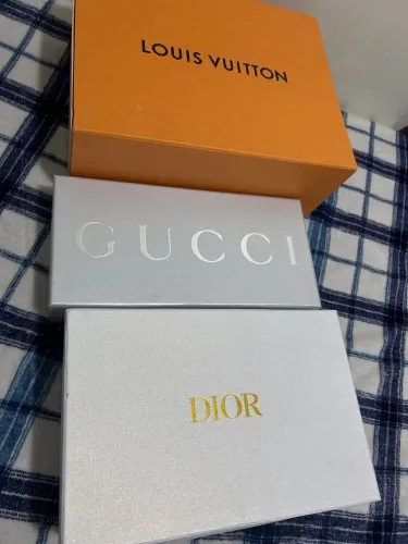 VENDO CAIXAS DA DIOR GUCCI E LOUIS VUITTON