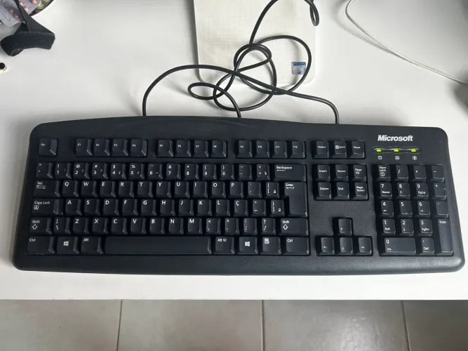 Teclado Microsoft Wired Keyboard 200 USB Original - Funcionando Perfeitamente