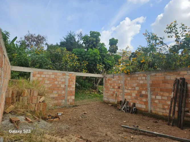 Vendo lote murado