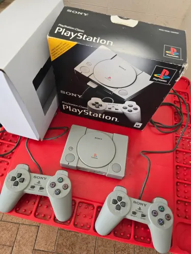 Playstation 1 classic na caixa