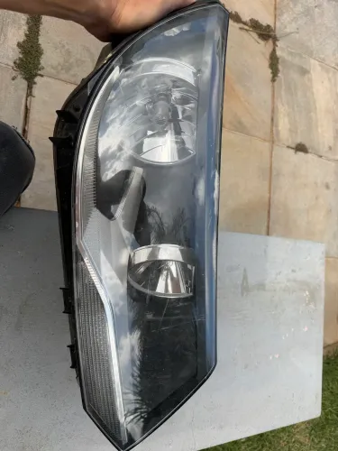 Farol esquerdo tiguan 2012/2015