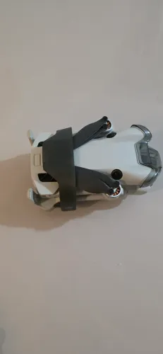 Drone dji mini 4 pro usado com bateria em excelente estado