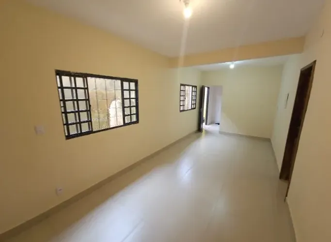 QNJ 29 Excelente local, casa 3 qtos sendo 1 suite, na laje, aceita financiamento!!!