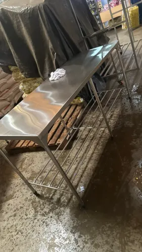 Mesa de inox grande reforçada