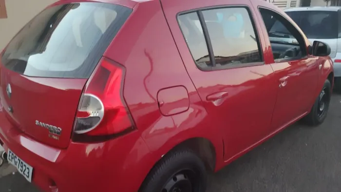 Renault Sandero Authentique Hi-flex 1.0 16V 5P 2011