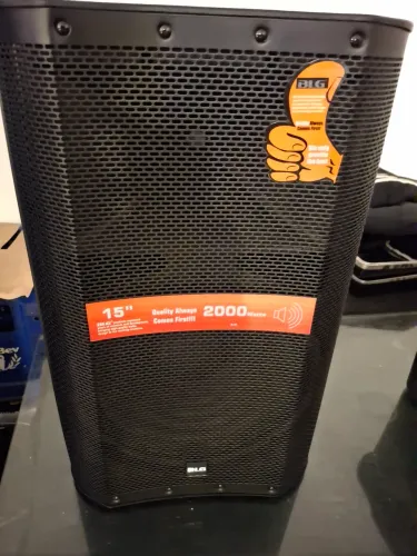 Caixa ativa BLG BP15, 2000W COM BLUETOOTH,  nova na caixa