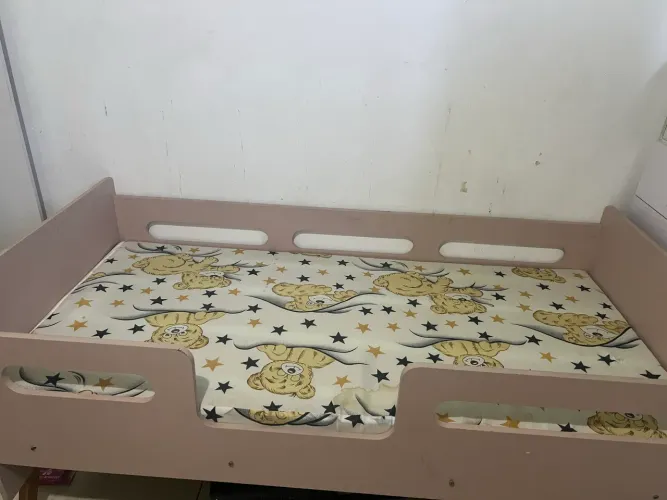Cama infantil menina