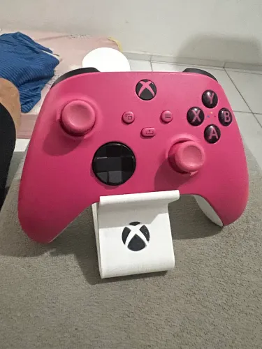 CONTROLE XBOX PULSE RED + SUPORTE 