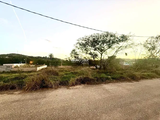 Lote à venda no bairro Tiradentes Betim/MG