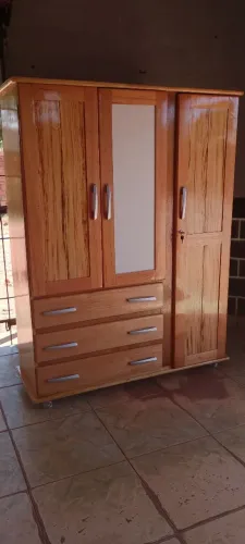 Guarda Roupa Novo De Fabrica. Avista até 5X sem juros. Faz entrega.