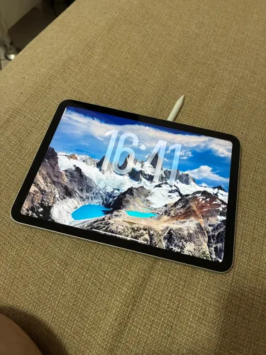 iPad 11