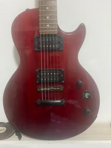 Guitarra Epiphone Les Paul em mogno