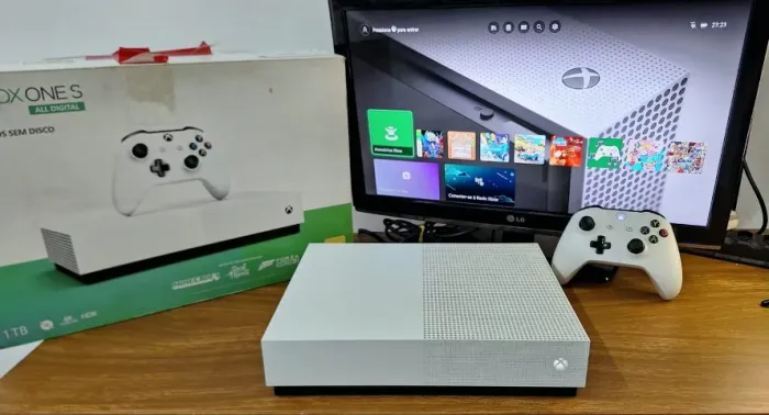 Xbox One S All Digital 1 Tera (Faço Olx Pay)