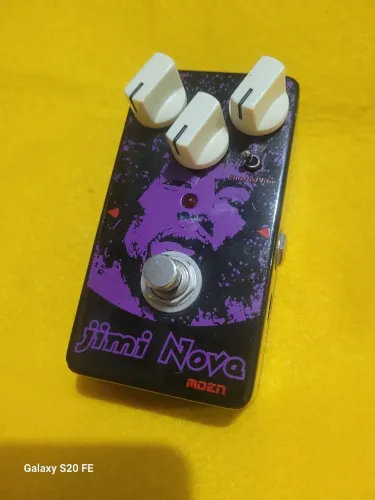 Pedal Jimi Nova Moen Vibe Chorus e Vibration Clone de Uni-Vibe