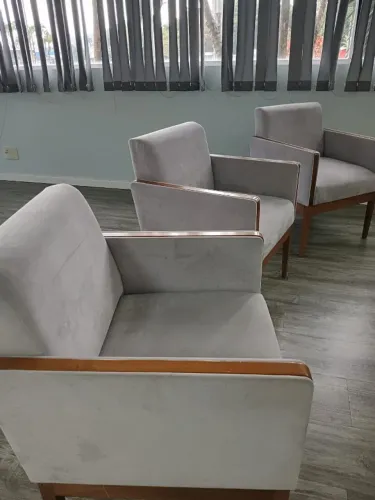 Poltrona de Escritório p/Recepção ou Clinica-300,00 cada