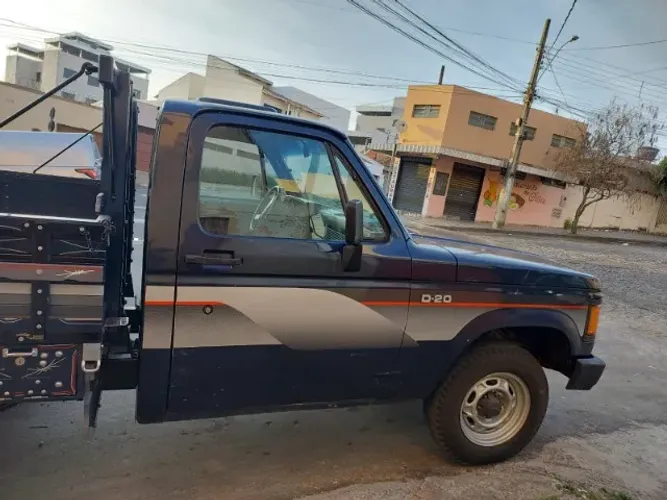 Chevrolet D-20 S / Luxe 3.9/4.0 Diesel 1995