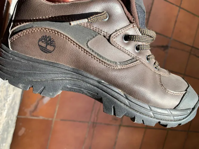Tênis Bota Timberland Original pouco uso em couro legítimo
