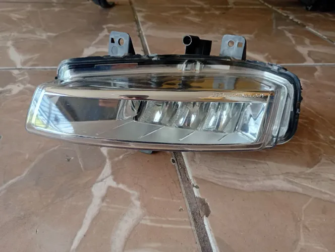 Farol Milha Esquerdo Discovery Sport Led 2015 2016 2017 2018 (FJ32-15201-AC)