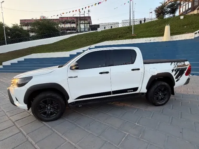 Toyota Hilux CD SR Chall. 4X4 2.8 TDI Dies Aut. 2018