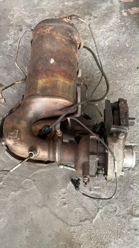 Turbina, módulo e catalizador do coletor de escape , da Touro 2016 disel 4x4