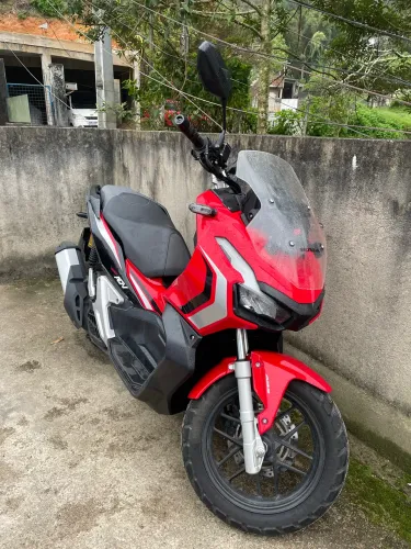 Honda Adv 2022 Vermelha Muito Nova