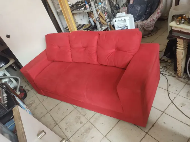 Sofá em perfeito estado de conservação
