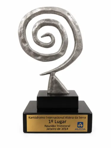 Troféu 1º Lugar Kartódromo Internacional Aldeia da Serra - ALCOA Janeiro 2014.