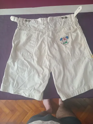 Bermuda da tradicional marca mineira Elvira Matilde peça de colecionador 
