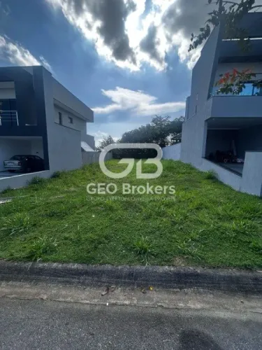 Terreno à Venda no Condomínio Vivva Residencial Club - Jacareí-SP REF: 18966