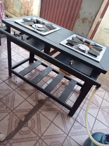 Vendo um fogão industrial pagolli grande