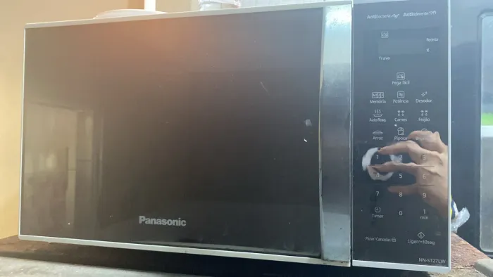 MICROONDAS PANASONIC 21L