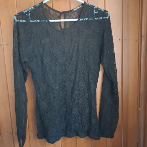Blusa em tule