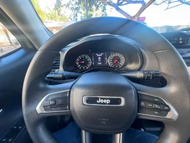 Jeep Renegade Sport T270 1.3 TB 4X2 Flex Aut. 2024
