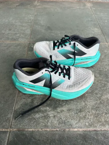 Tênis de corrida New Balance