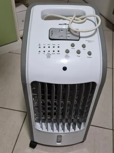 Climatizador e umidificador de ar Britânia 
