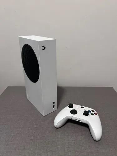 Xbox series S 512GB com controle