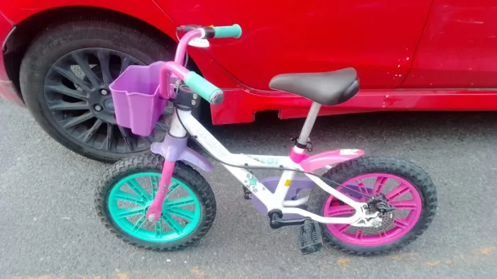 Bicicleta infantil aro 14 em perfeito estado