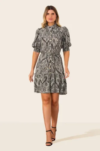 Vestido Thais Rodrigues m na etiqueta 