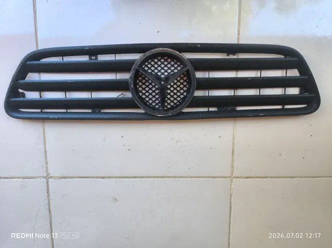 Grade frontal Accelo