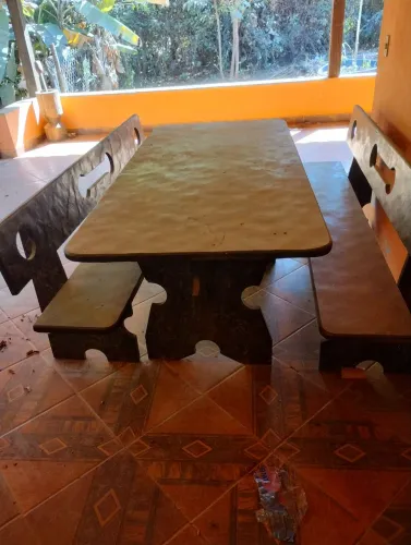 ? VENDE-SE CONJUNTO DE MESA DE ARDÓSIA RÚSTICA! ? peça grande pesada ideal para sítio