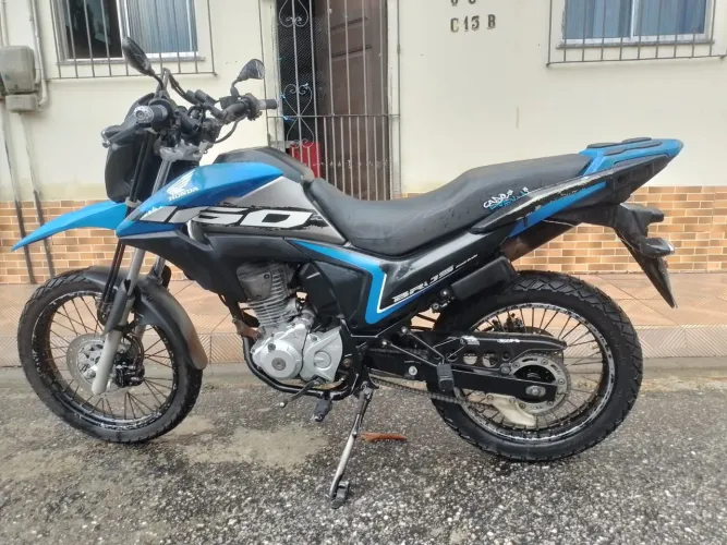 Vendo moto Bros 160, 2020 celada