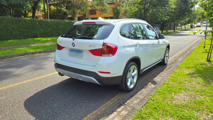 BMW X1 Sdrive 20I 2.0/2.0 TB Acti.flex Aut. 2014