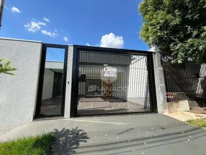 Casa com 3 dormitórios à venda, 105 m² por R$ 529.000,00 - Conjunto Residencial Branca Vie